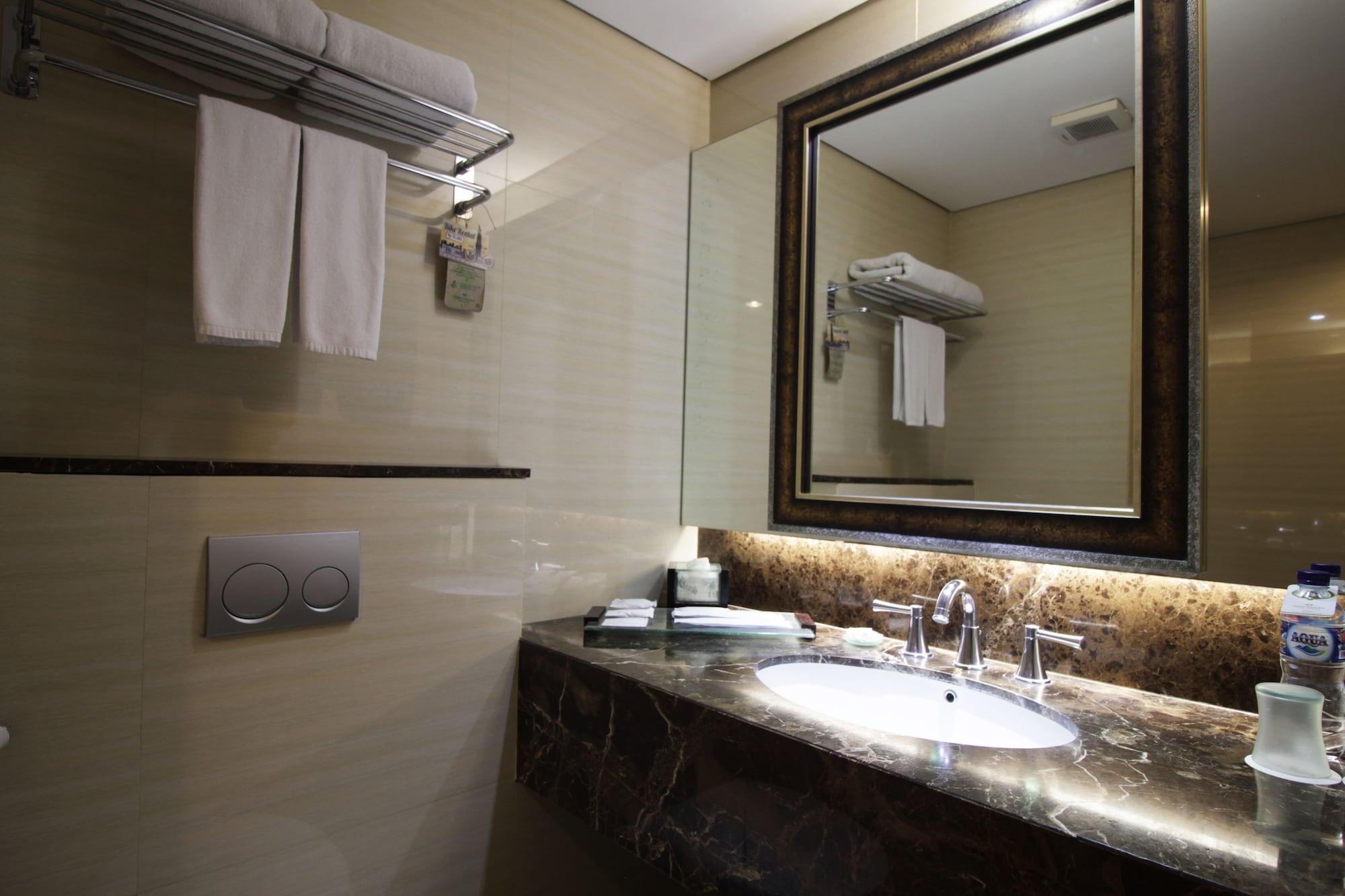 Hotel Santika Premiere Jogja Yogyakarta Exterior foto