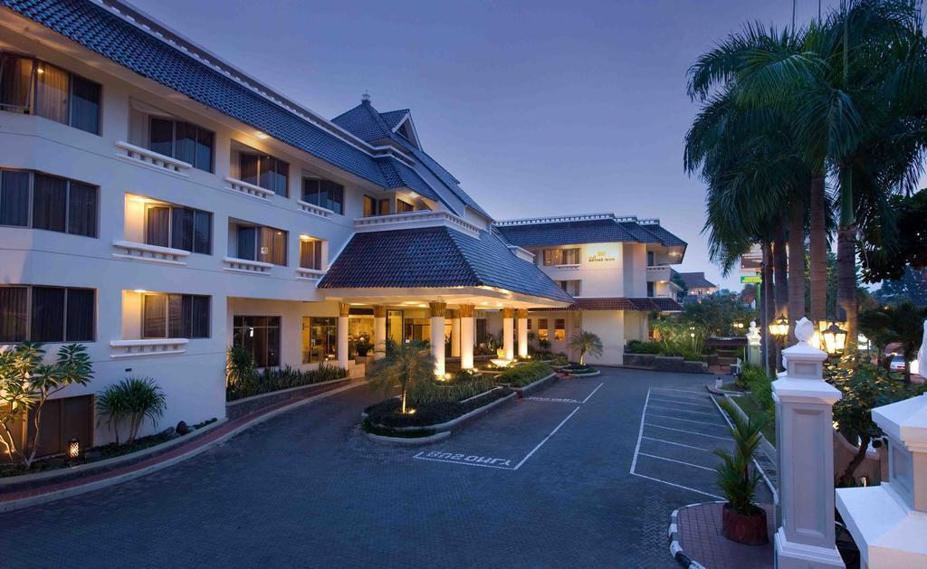 Hotel Santika Premiere Jogja Yogyakarta Exterior foto