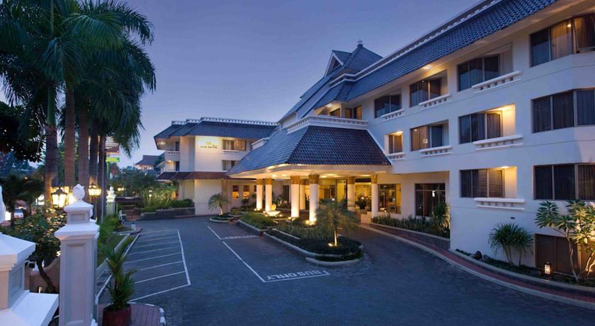 Hotel Santika Premiere Jogja Yogyakarta Exterior foto