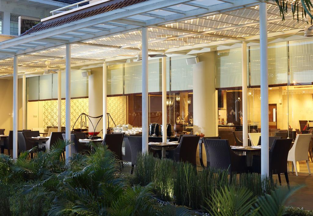 Hotel Santika Premiere Jogja Yogyakarta Exterior foto